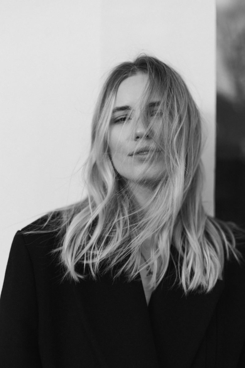 Портретне фото Альони Лобанової у Берліні та Києві #10